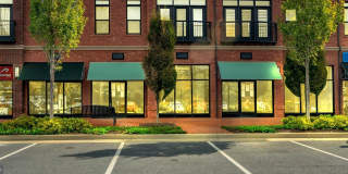 412 MADISON TRADE Plaza SE Gallery 14