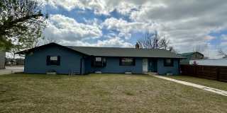 211 Uecker Drive Gallery 1