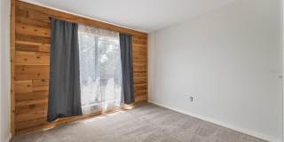 1836 N CRYSTAL LAKE Drive Gallery 24