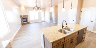 Dog Friendly 3 Bedroom Townhome in Hurricane Gallery 6