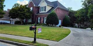 2324 Huntcrest Way Gallery 1