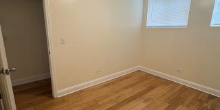 6530 South Ingleside Avenue - B Gallery 7