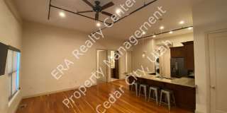 Furnished 2 bed / 1 bath Condo - Luxury Living North End of Town Gallery 1