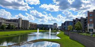 914 LAKEVIEW Court Gallery 1