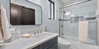 Kahala Zen: Spacious Modern Oasis w/ Studio, Garden & Lush Garden Gallery 41