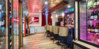 Onyx North Central Gallery 31