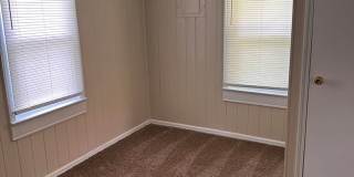 Adorable 2 BR / 1 BA - Cute affordable Home - Fort Walton Beach - Behind  ACE Hardware off Racetrack Road Gallery 6