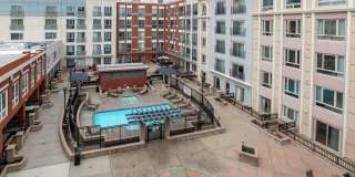 Stylish & Spacious Courtyard-Facing Condo in the Heart of Gaslamp Gallery 31