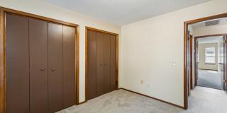 208 Hudson Pl Gallery 24