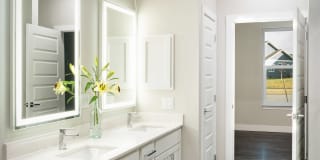 Icon Apartment Homes at Ferguson Farm Gallery 16