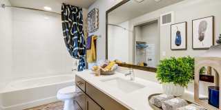 Clear Creek Crossing Apartments Gallery 24