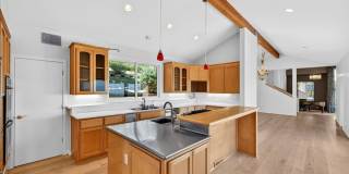 Gorgeous Executive Home Over Downtown Los Gatos Gallery 3