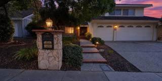 Spectacular Two-story with Four Bedrooms PLUS Spacious Loft Located in Walnut Green community with Three-car Attached Garage is Available Now! Gallery 1
