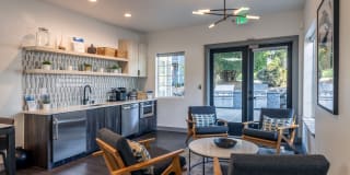 1202 Pearl Gallery 30