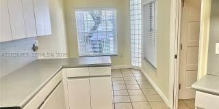 6853 SW 89th Ter Gallery 10