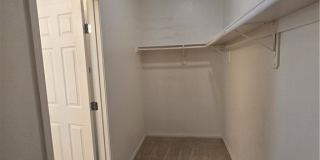 9164 CRAVEN Avenue Gallery 20