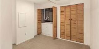 10241 GREEN HOLLY TER Gallery 27