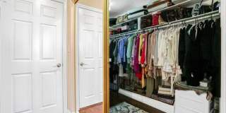 18730 Hatteras Street Gallery 25