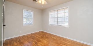 2920 FEATHERSTON AVENUE Gallery 17