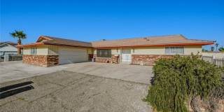 6760 W Oakey Boulevard Gallery 1