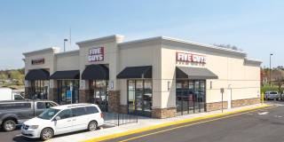 145 RIVERTON COMMONS Drive unit: 2 Gallery 1