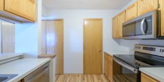 2BD / 2BA Coon Rapids townhome. Completely renovated!!! Dont miss out! Gallery 1
