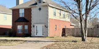 884  N Meadowlands  DR Gallery 1