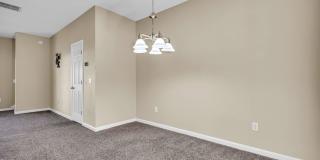Charming 3-Bed Townhome in Prime Richmond Hill Location! Gallery 7