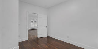30 Cypress Street Gallery 24