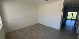 2732 SE 26 AVE Gallery 2