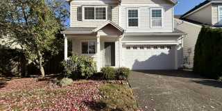 Spacious 3 Bedroom Home with Granite Kitchen, Fireplace & Attached Garage Gallery 1