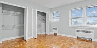 Pelham Park Gallery 7