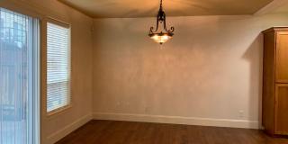 COMING SOON! GORGEOUS Townhome...  LOCATION , LOCATION near Peace Health Hospital Gallery 9