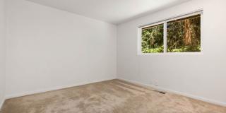 Woodinville Home with Spacious Layout & Updated Interior Gallery 20