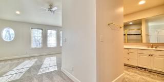 Beautiful & Private Millcreek Townhome! Beautiful & Private Millcreek Townhome! Gallery 21