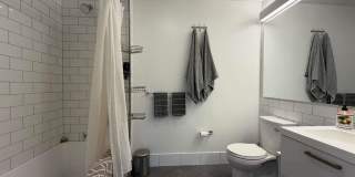 180 Broome Street Gallery 12