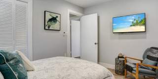 1014 Broad Avenue North Gallery 21