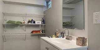 Update 3br 1ba South Campus and Bryan Park Gallery 6