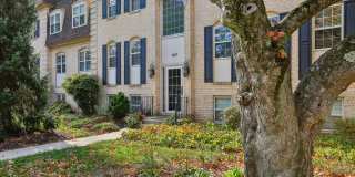 Versailles Apartment Gallery 4