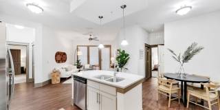 Varela Westshore Gallery 28