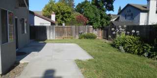 Wonderful 3 Bedroom home with 3 car garage. Gallery 12