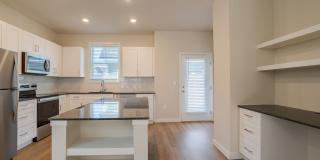 Ascend Cottages At Highland Square Gallery 13