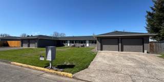 Newly Remodeled Large 2 Bedroom! Gallery 1