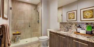 741 N Hudson Ave Gallery 4