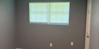 3 bedroom and 1 bathroom house- $1000 move-in special Gallery 10