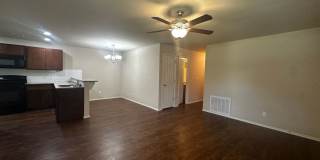 3 Bedroom 2 Bathroom 2 Car Garage Duplex In Moore Gallery 10