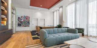 11 NE 6th St Gallery 21