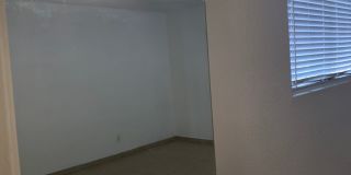 MUST SEE ONE BEDROOM TOWNHOME! Gallery 5
