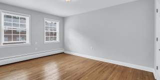 Verona Plaza Apartments Gallery 8