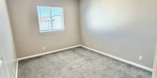 Gorgeous Desert Color Home with Internet Included! Gallery 18